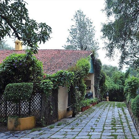 Welcomheritage Connaught House Mount Abu Exterior photo