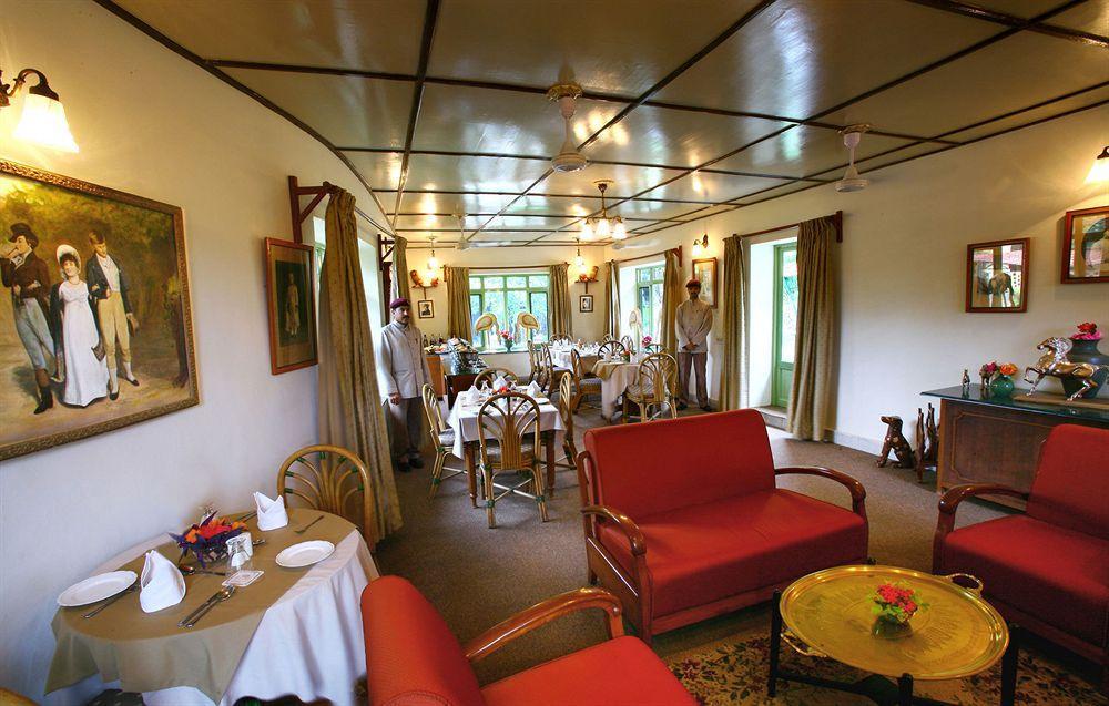 Welcomheritage Connaught House Mount Abu Exterior photo