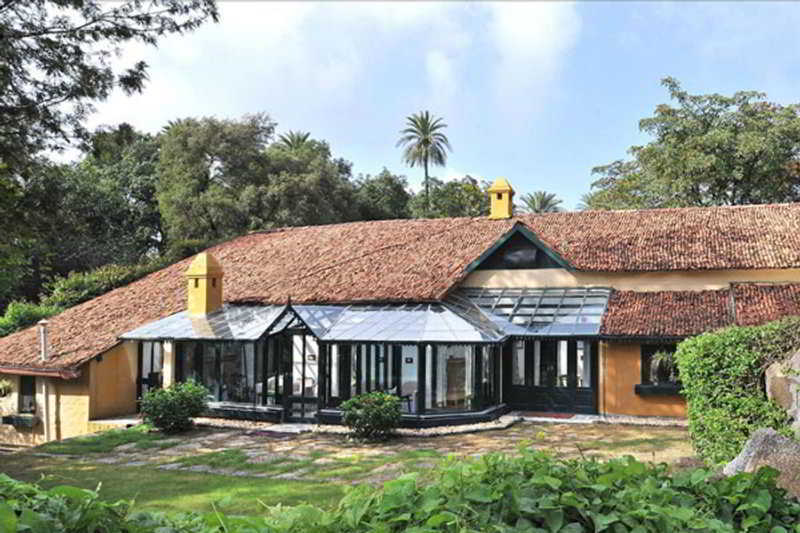 Welcomheritage Connaught House Mount Abu Exterior photo